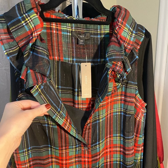 J Crew Sleeveless Ruffle-Collar Top in Black Stewart Tartan - Picture 5 of 8